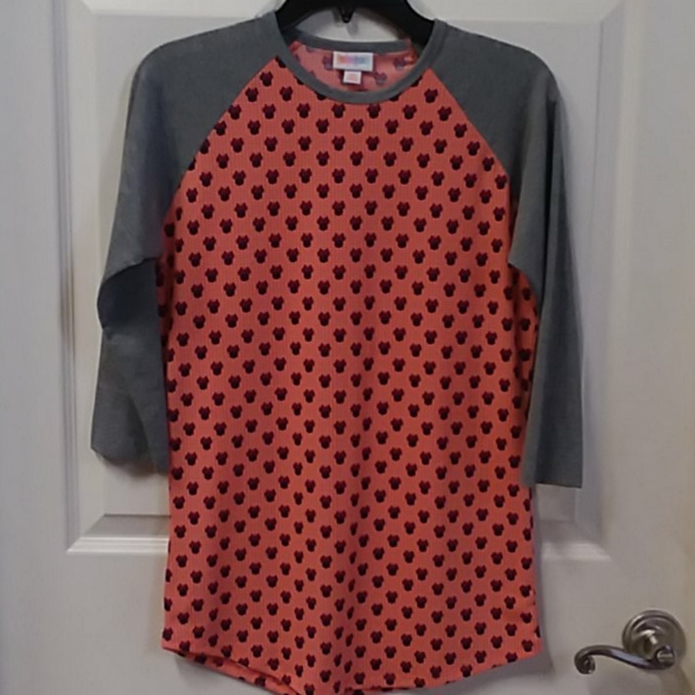 Ladies Lularoe Minnie Mouse Randy top size XS